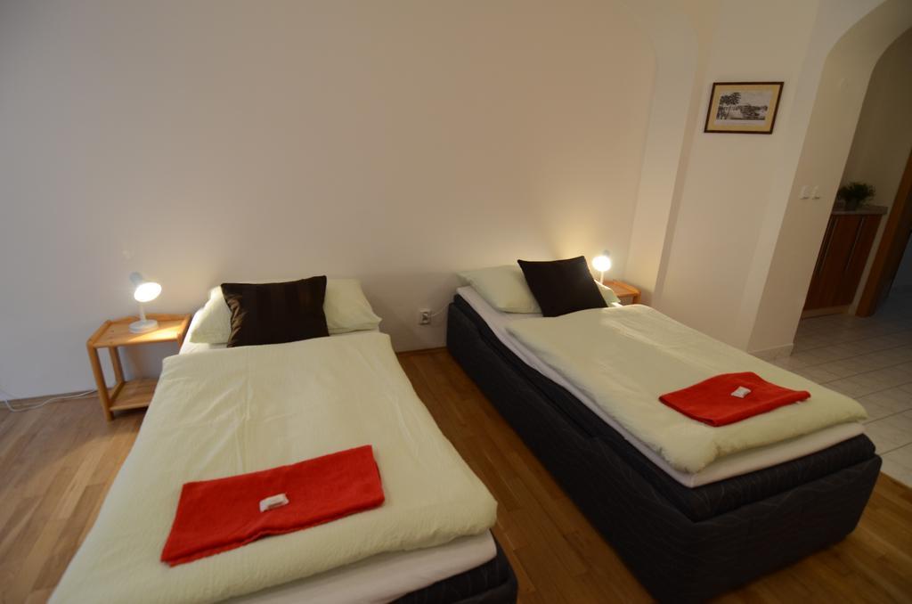 Apartments Karlin Prague Room photo
